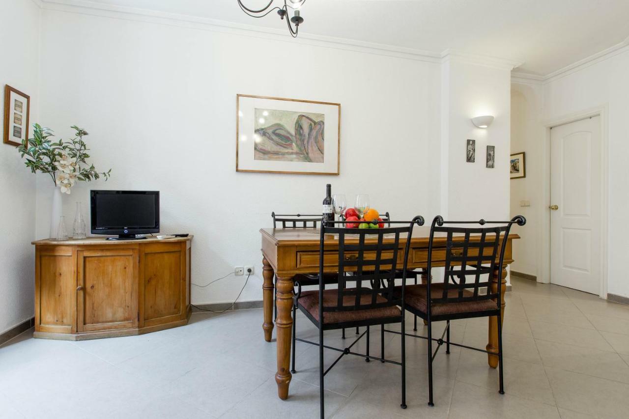 Apartamento Temporada Madrid Bagian luar foto