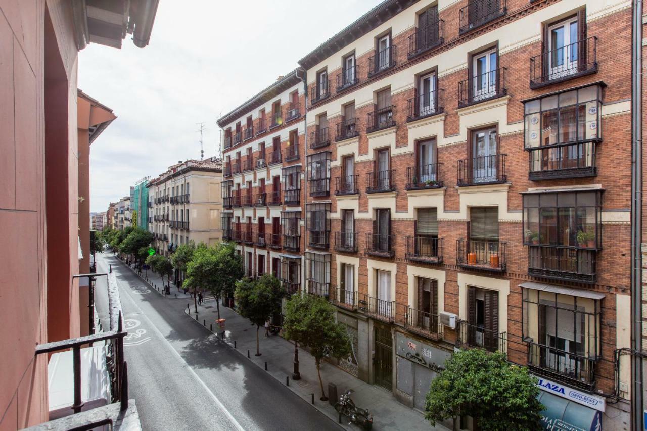 Apartamento Temporada Madrid Bagian luar foto
