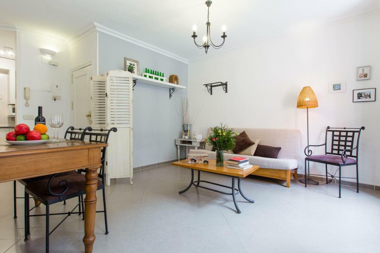 Apartamento Temporada Madrid Bagian luar foto