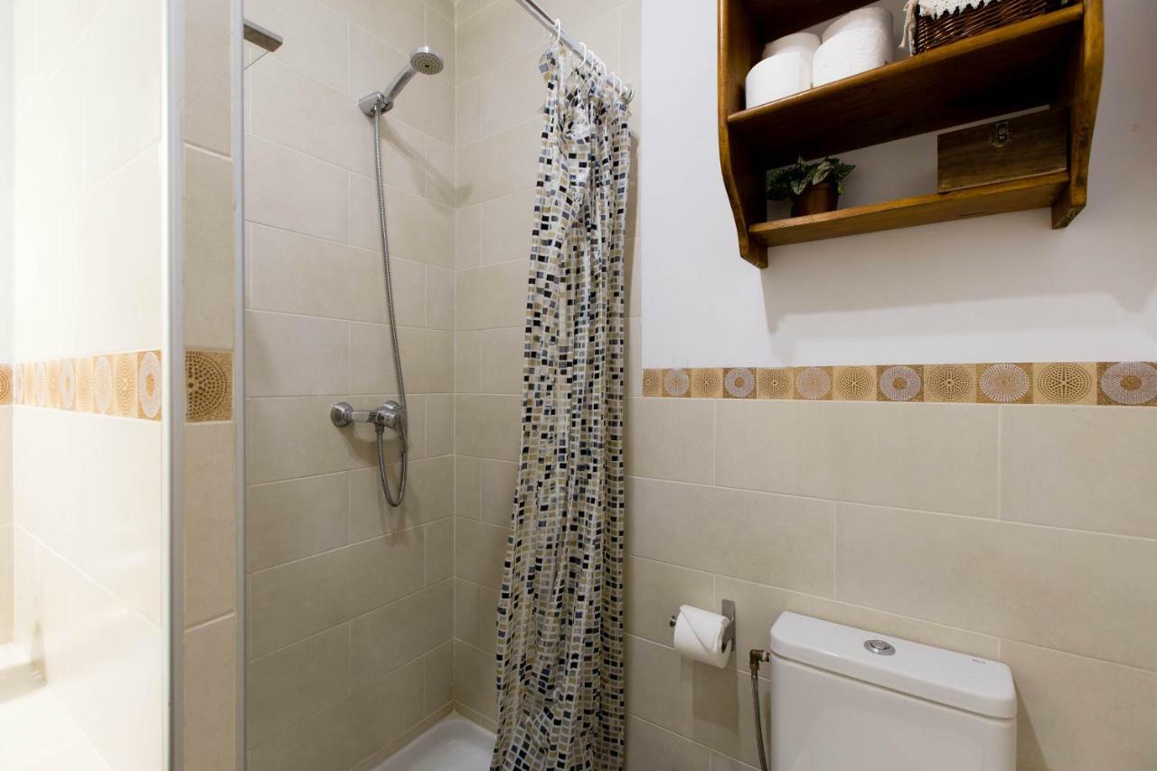 Apartamento Temporada Madrid Bagian luar foto